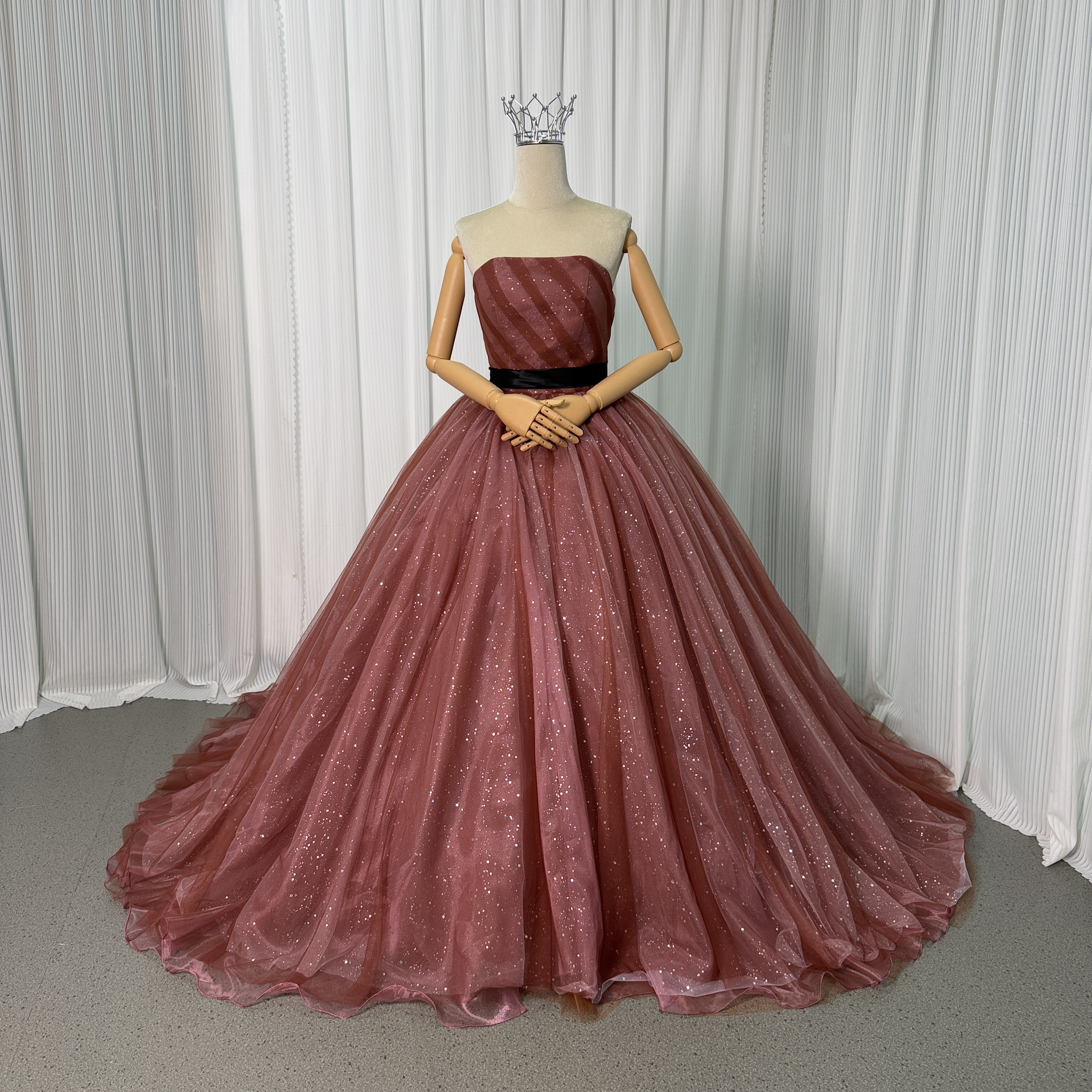 送料無料！カラードレス ビスチェドレス テラコッタ色 キラキラグリッターチュール ベルト 編み上げ 結婚式