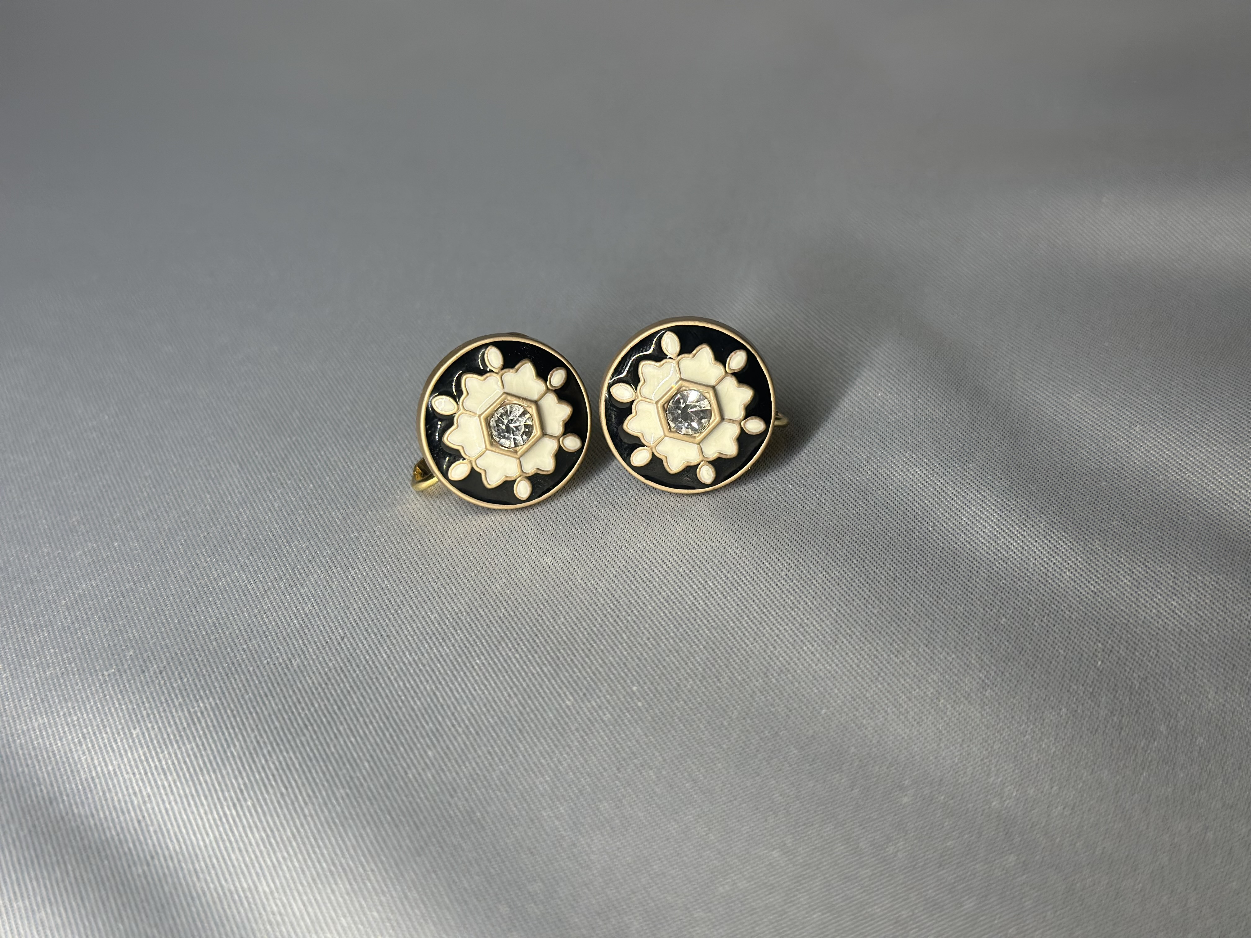 Archive No.2  “A Day in Rome”