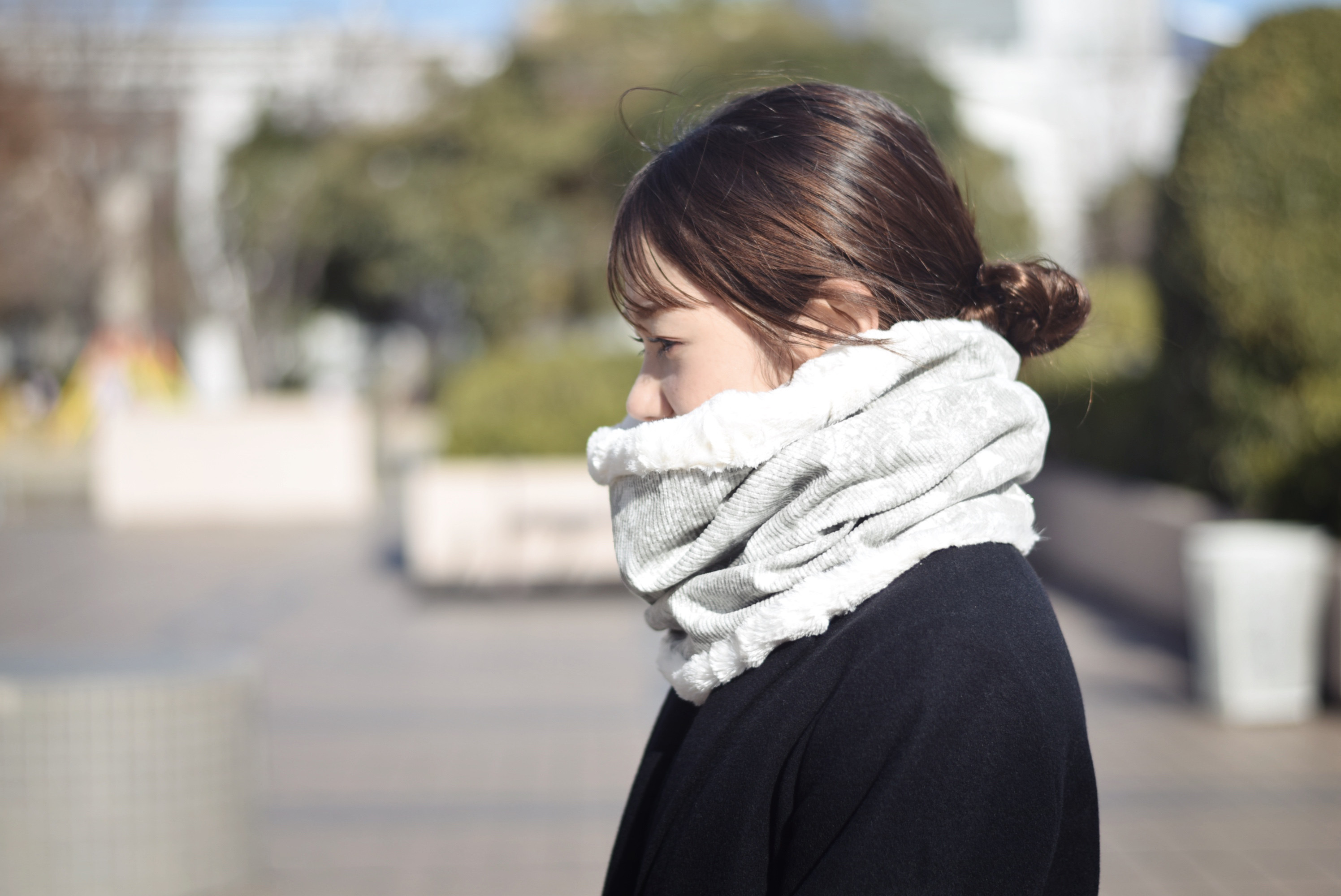 NEW＊かぶるだけ＊ボタニカル柄コーデュロイ×ファー　ネックウォーマー 4,608円