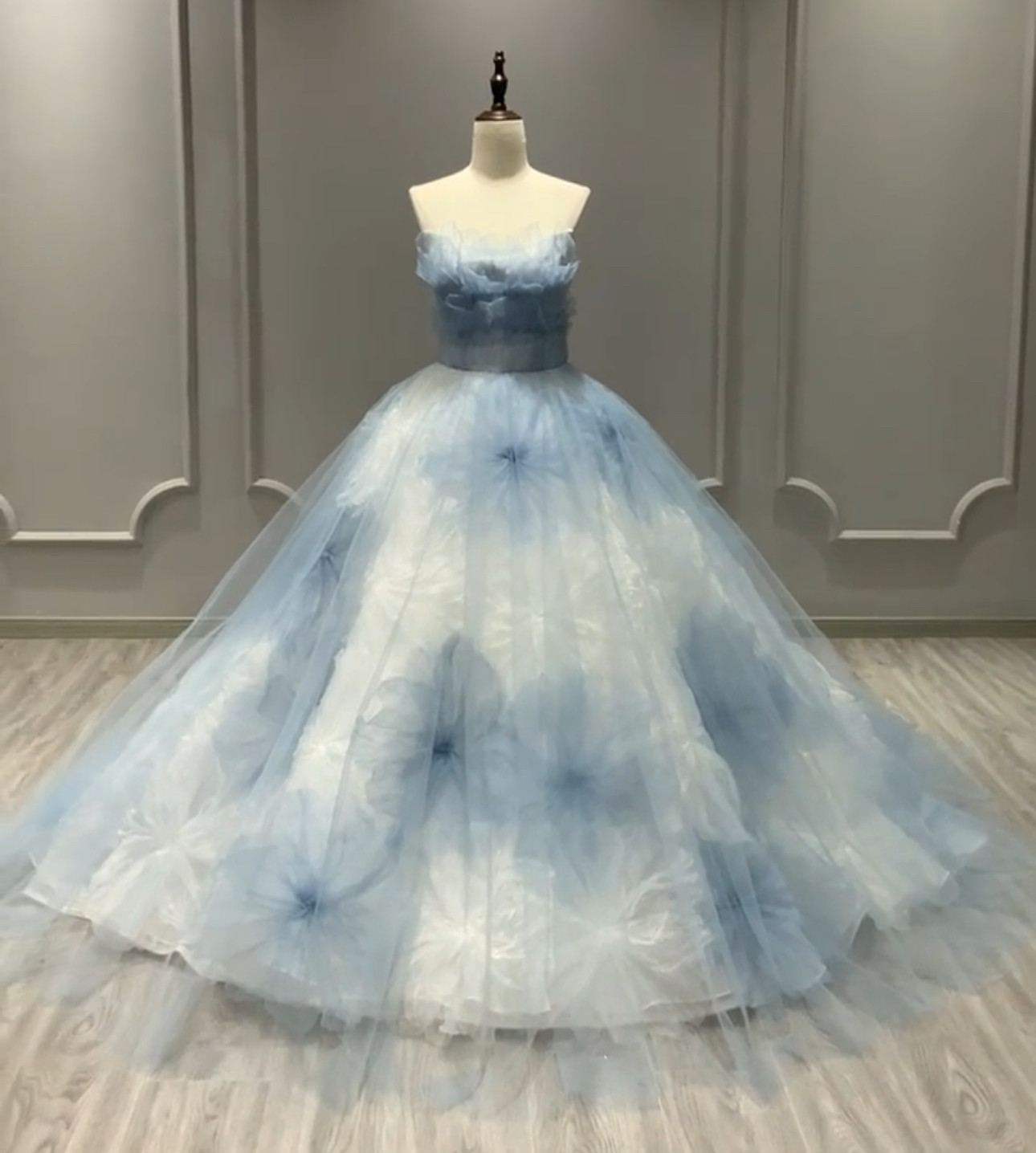 買わないと損　チューブトップ　薔薇ブルー水色　編み上げ　プリンセスライン　コンテストダンスパーティー　サイズオーダー可能