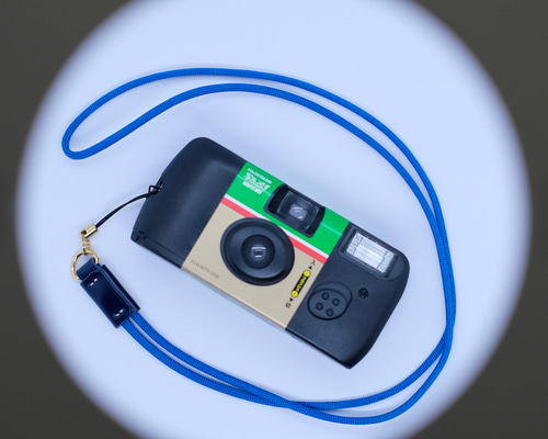 受注生産】写ルンです カメラストラップ 『本革 ルガトショルダー使用