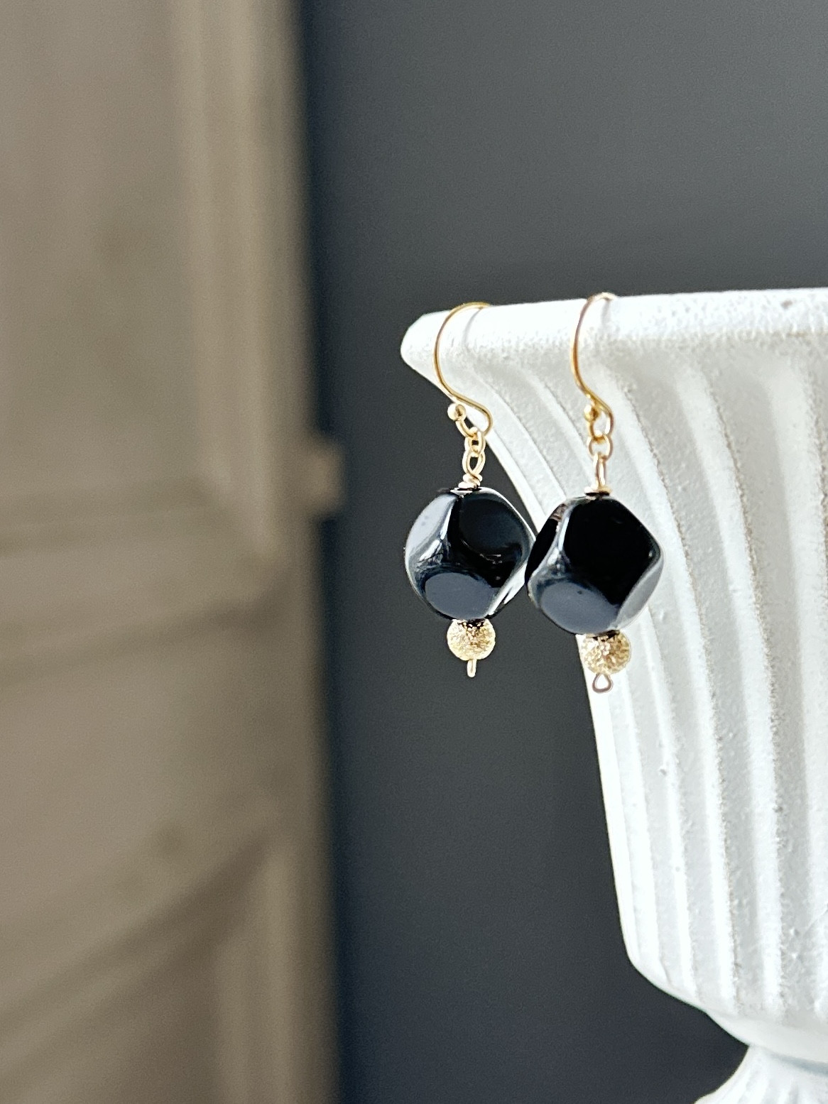 14kgfフランスヴィンテージビーズの一粒ピアス・ブラック