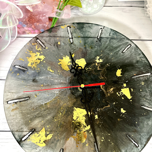 時計 壁掛け時計 ハンドメイド レジン 誕生日プレゼント モノクロ