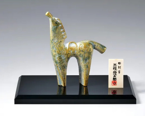 値下げ！三枝惣太郎　馬　その2 馬置物(金箔貼)「恵愛／三枝惣太郎作」 : 金箔屋本舗Gold-shop - 通販