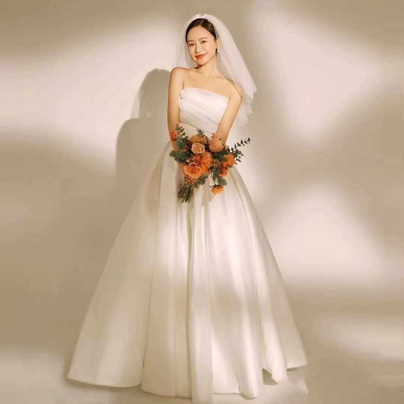 ウェディングドレス 白 黒 サテン オフショルダー シンプル 花嫁 誕生日 披露宴 前撮り 二次会 お呼ばれ AK687