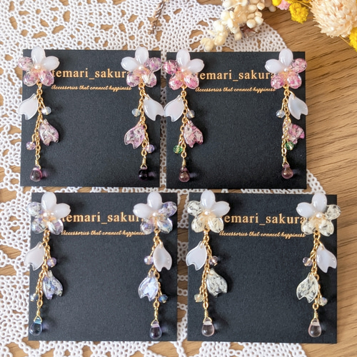 桜恋】ピンク ドライフラワー かすみ草 桜 レジンピアス／イヤリング