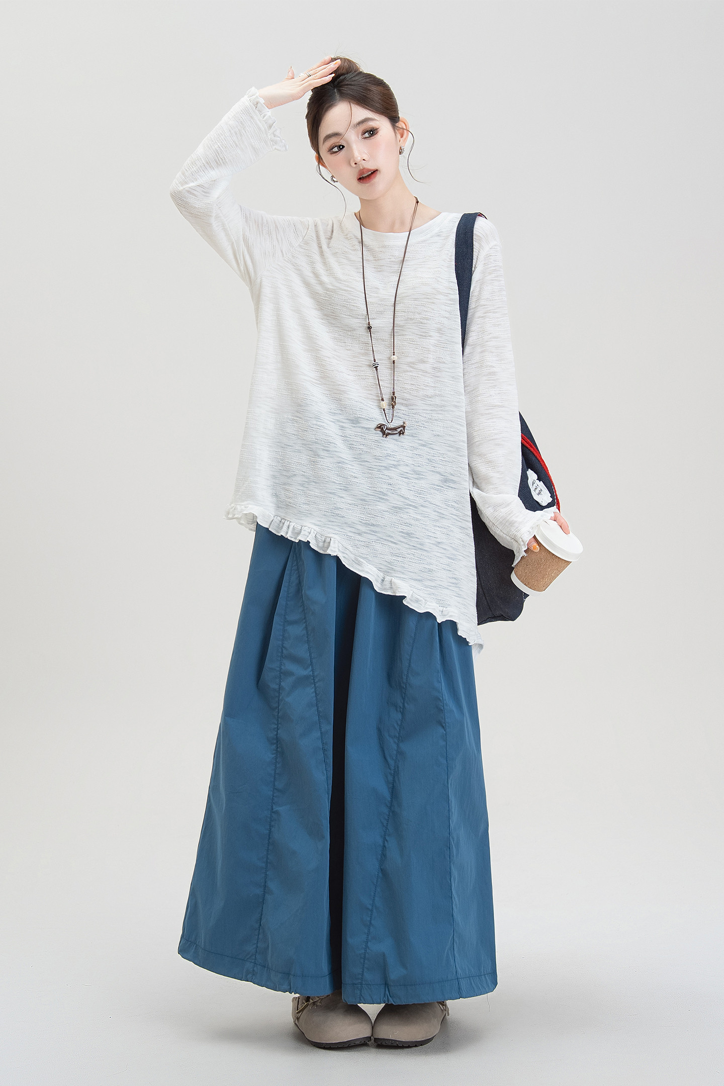 白変則木耳元ゆったり長袖Tシャツトップス女早秋 5,655円