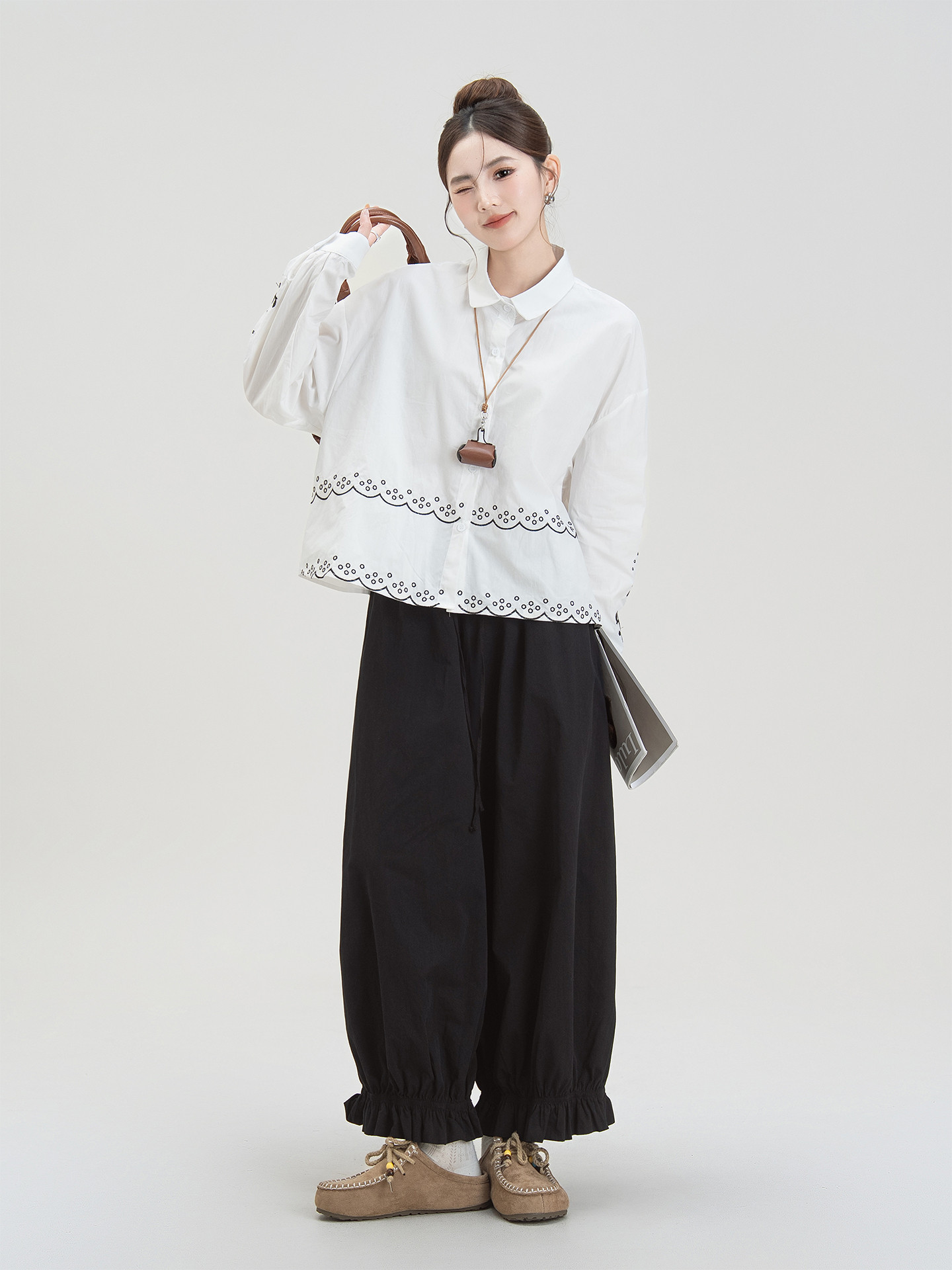 白いドールネック長袖シャツ女性秋の新作重ね着ベス 5,967円