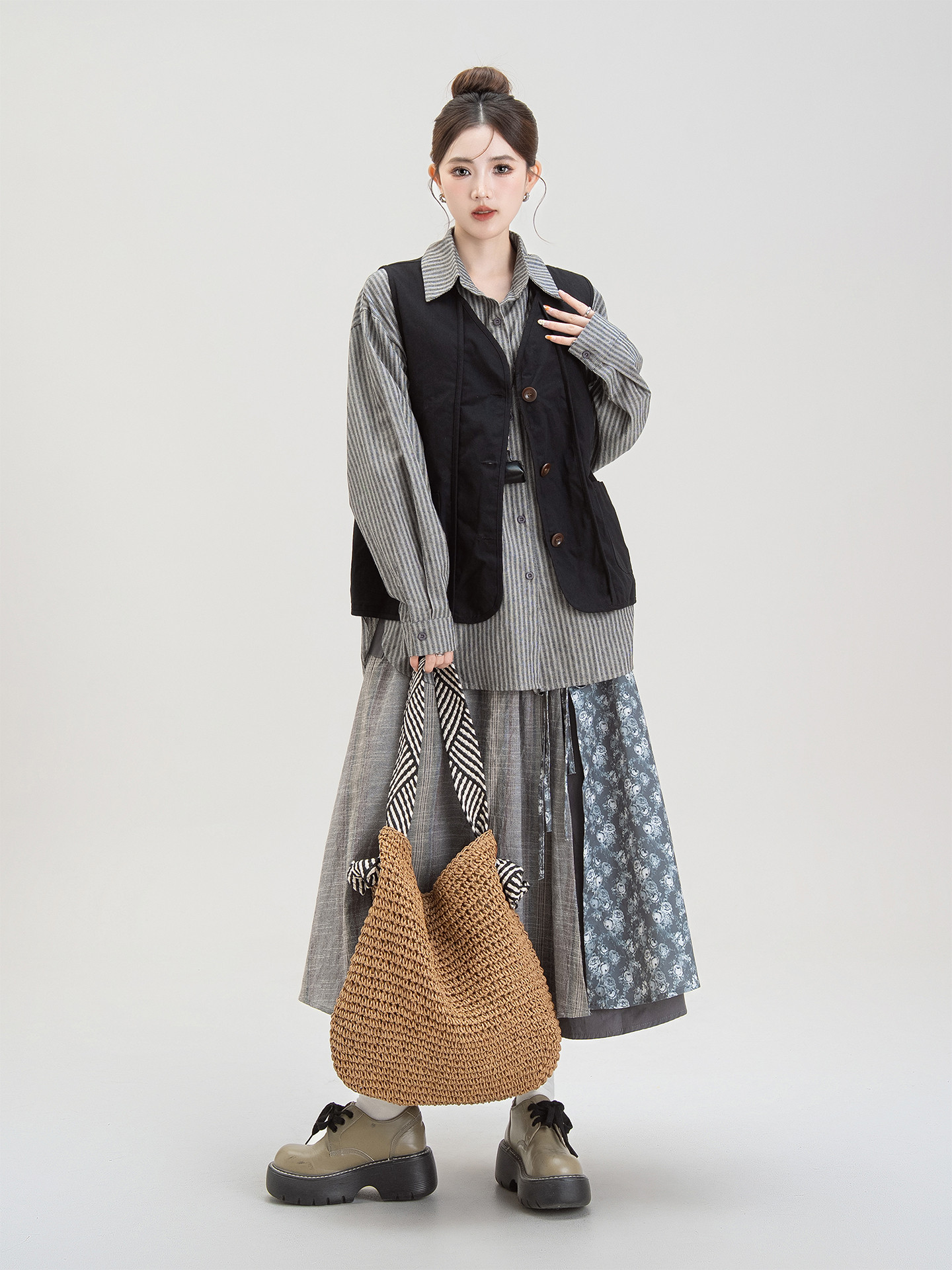 縦縞長袖シャツレディース秋の新作重ね着ベスト