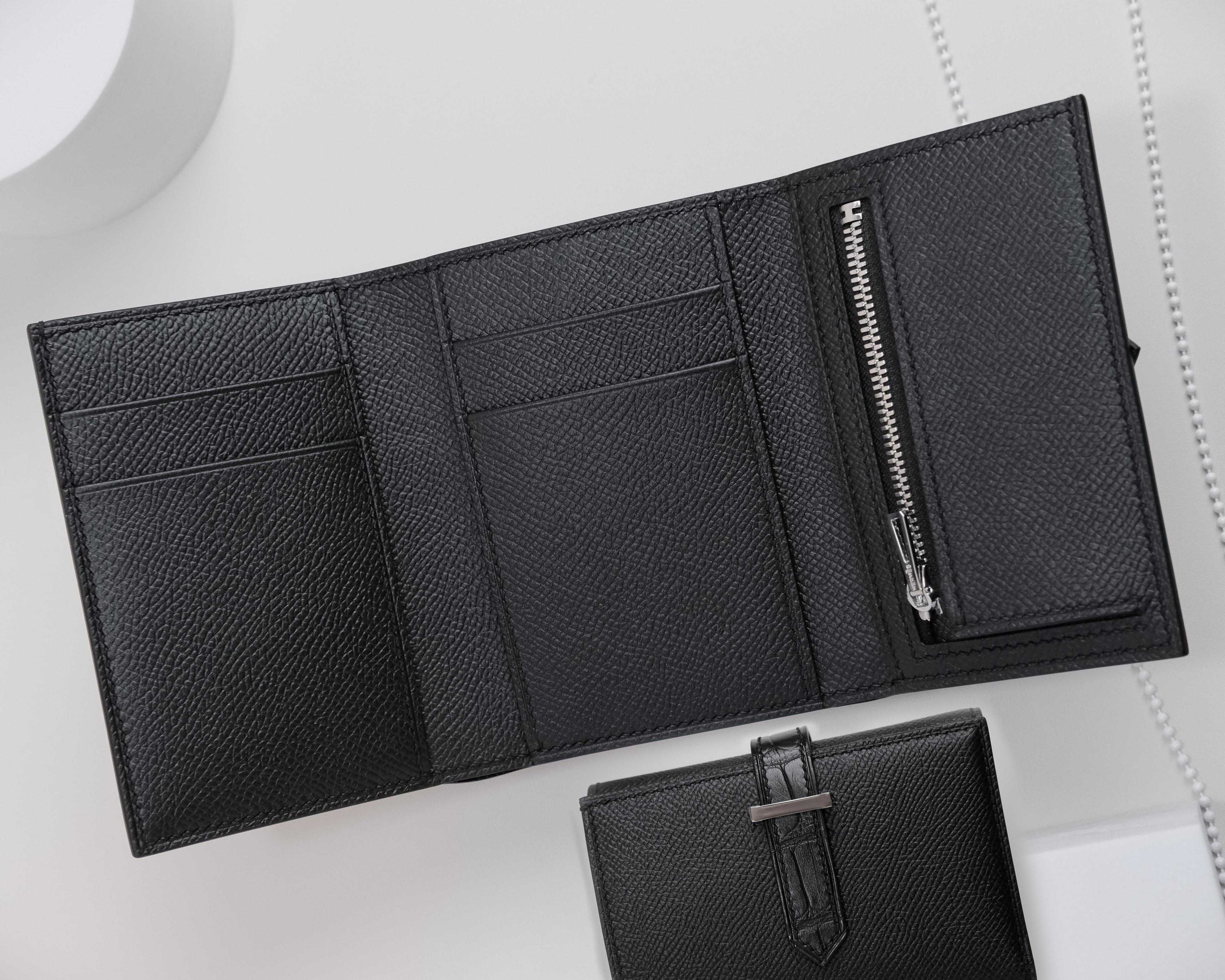 MIUWA 三つ折り財布 コインケース付き (総手縫い) 34,450円