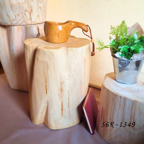 ナチュラルウッドのテーブル・スツール 無垢無塗装 椅子（チェアー