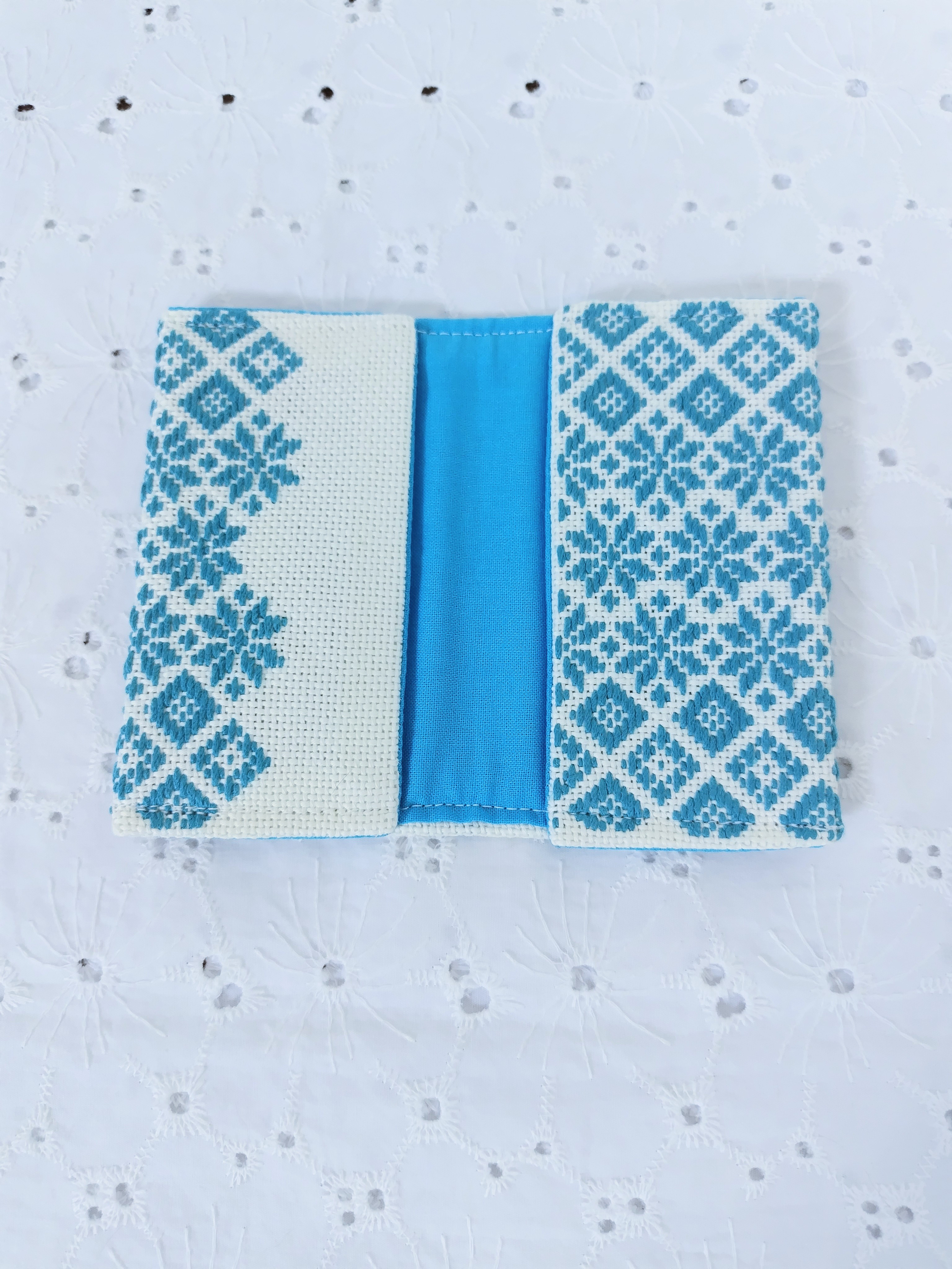 【受注制作】こぎん刺し　名刺入れ　名刺ケース　カードケース　診察券入れ　ターコイズブルー　和風　贅沢な刺繍