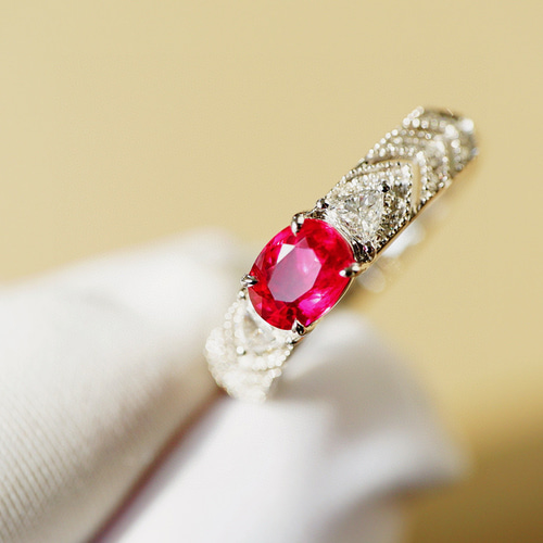 新春」細工 K18 天然ルビー 天然ダイヤモンド リング 純愛 女性 女王