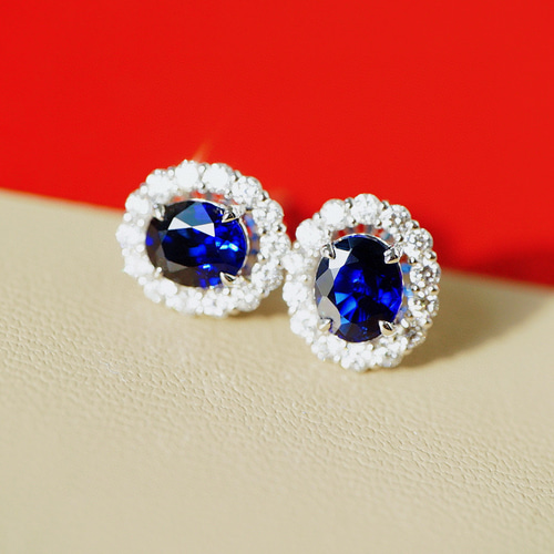 新春」K18 天然ロイヤルブルーサファイア 天然ダイヤモンド 成功 誠実