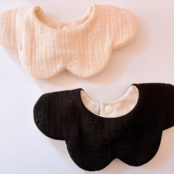 韓国生地 リボン&ハート刺繍 花びらスタイ もくもくスタイ 出産祝い