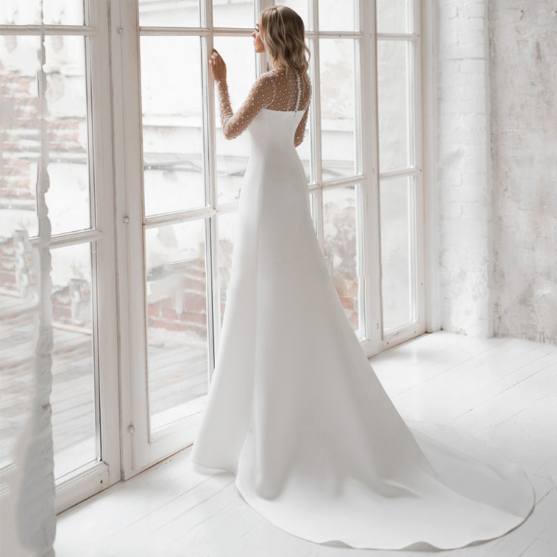 ウェディングドレス 白 黒 サテン 長袖 裾引き シンプル 韓国風 花嫁 披露宴 前撮り 二次会 お呼ばれ AK707