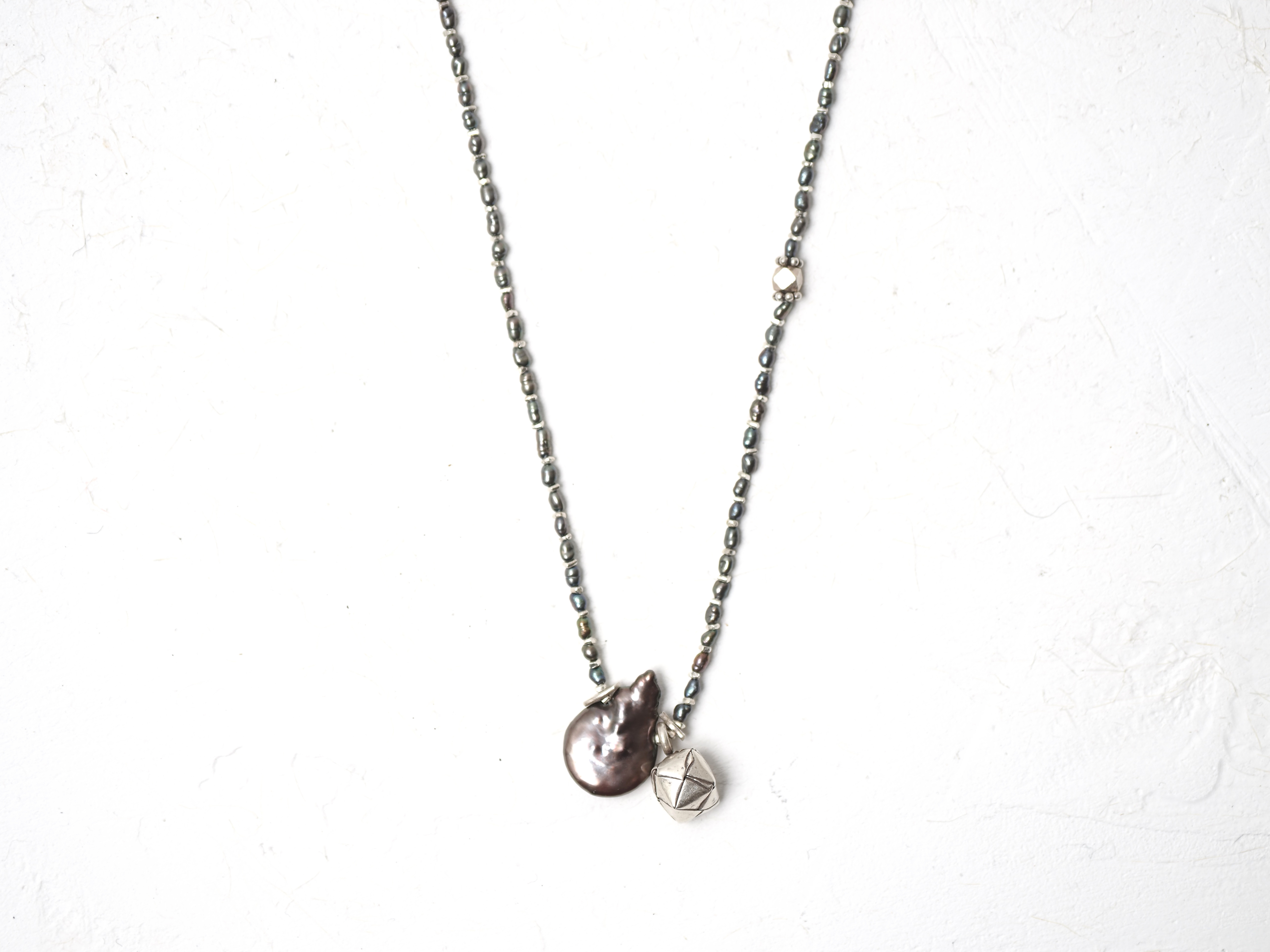 -black Pearl・silver- long pendant
