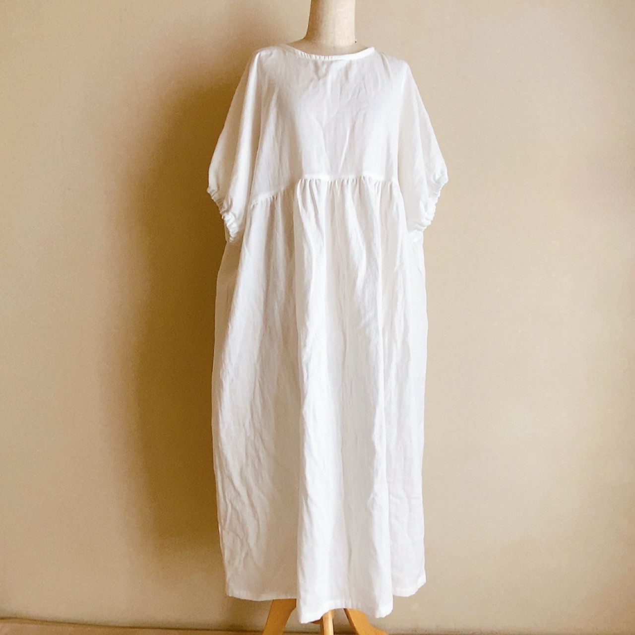 在庫あり　パフ袖ワンピース　マキシ丈　ダブルガーゼ白