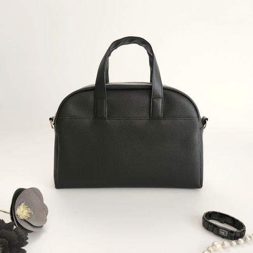 撥水レザーのミニボストン/フォーマルバッグ│黒 │セレモニー 結婚式