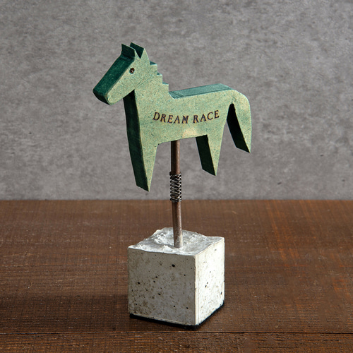 木製の馬 ゆれる木馬 ロッキングホース 競馬ファン 競走馬 夢のレース