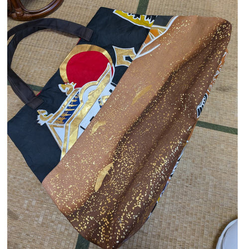 のぼり旗の柿渋染め　特大トートバッグ　　古布リメイク のぼり旗の柿渋染め特大トートバッグ 古布リメイク トートバッグ 着物