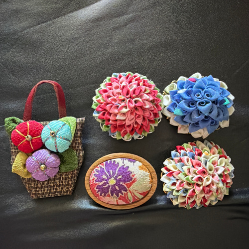 【ハンドメイド】ちりめん細工 ブローチ ちりめん細工 花モチーフ ブローチ 5個セット ブローチ すずまき工房