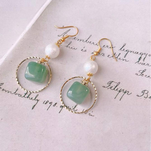 【Ruby】希少石リーフグリーンオパールの大粒ピアス/イヤリング Ruby】希少石リーフグリーンオパールの大粒ピアス/イヤリング Ruby様