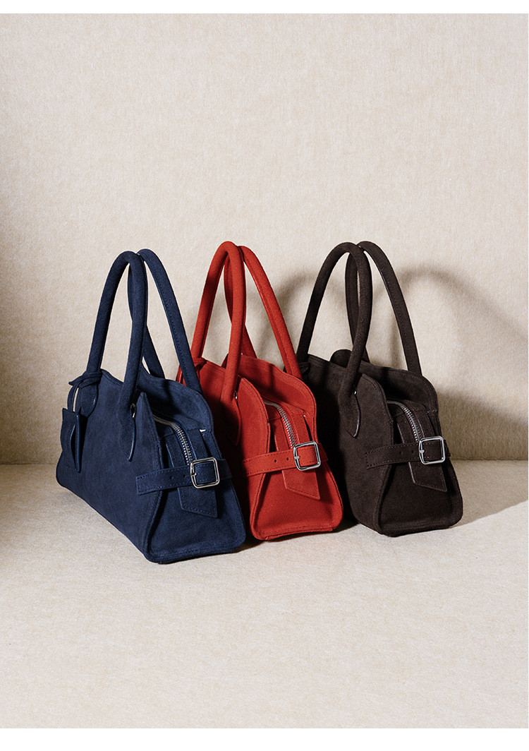 静かな存在感｜スエード調レザー ミニトートバッグ 通勤にも使いやすい 大人のための小さめレザーバッグ