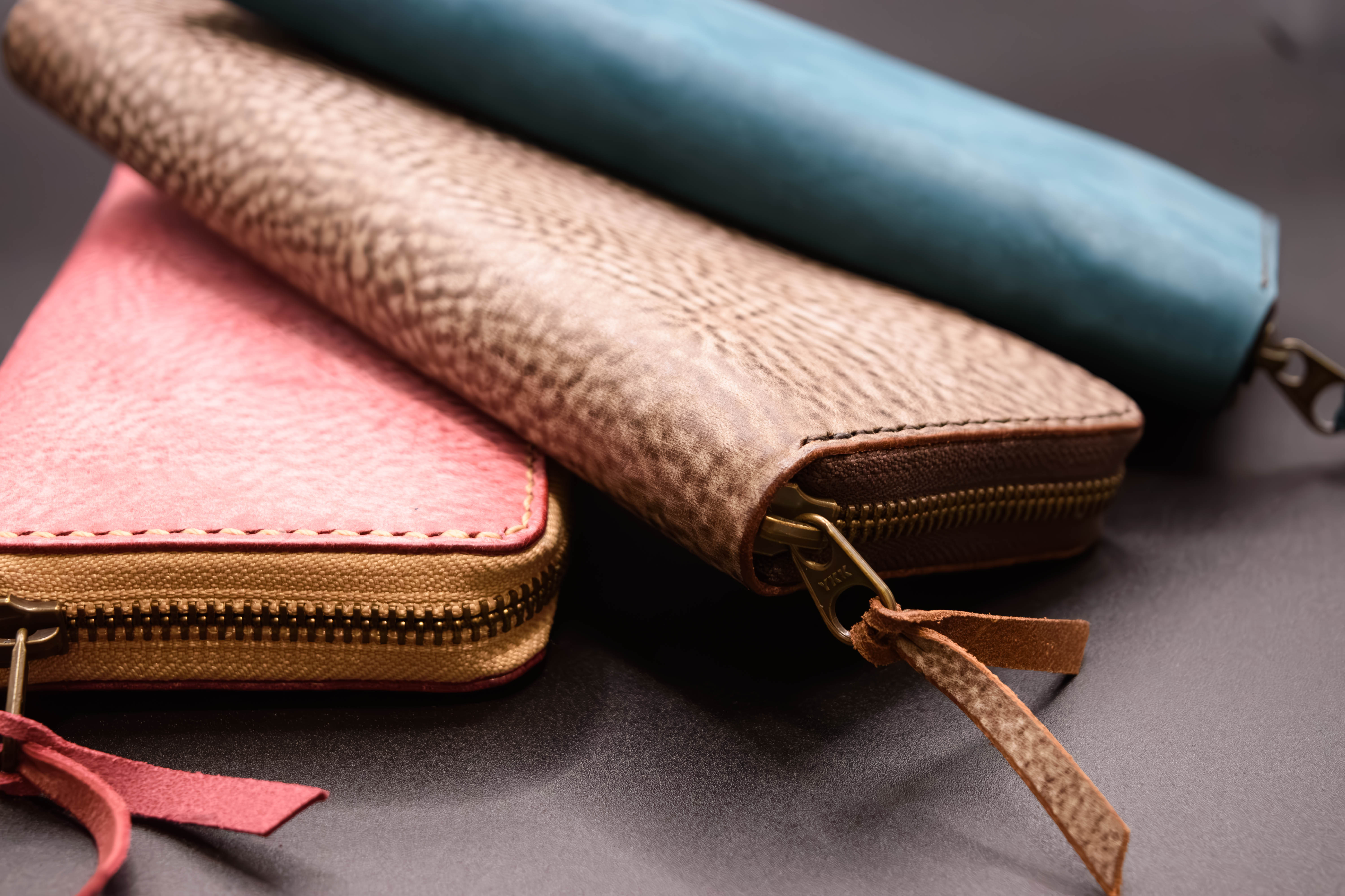 ◆受注制作◆　本革 革財布 手縫い「ラウンドファスナー ロングウォレット」