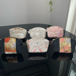 帯リメイクバッグ 本金箔 金の花と花菱亀甲 綿入りスクエアバッグ 持ち