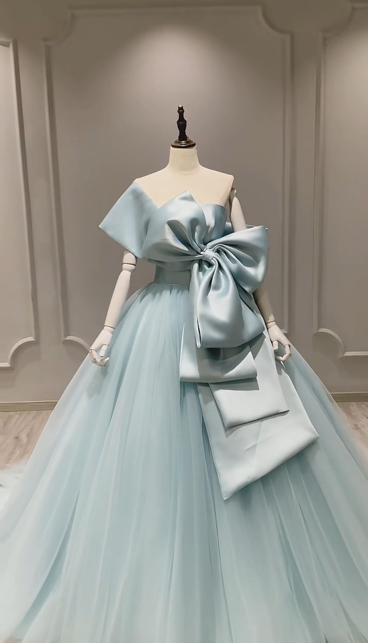 上質なドレス　リボン高級感　カラードレス　お色直し　痩せて見える　優雅　サイズオーダー可能　パーディードレス二次会結婚式