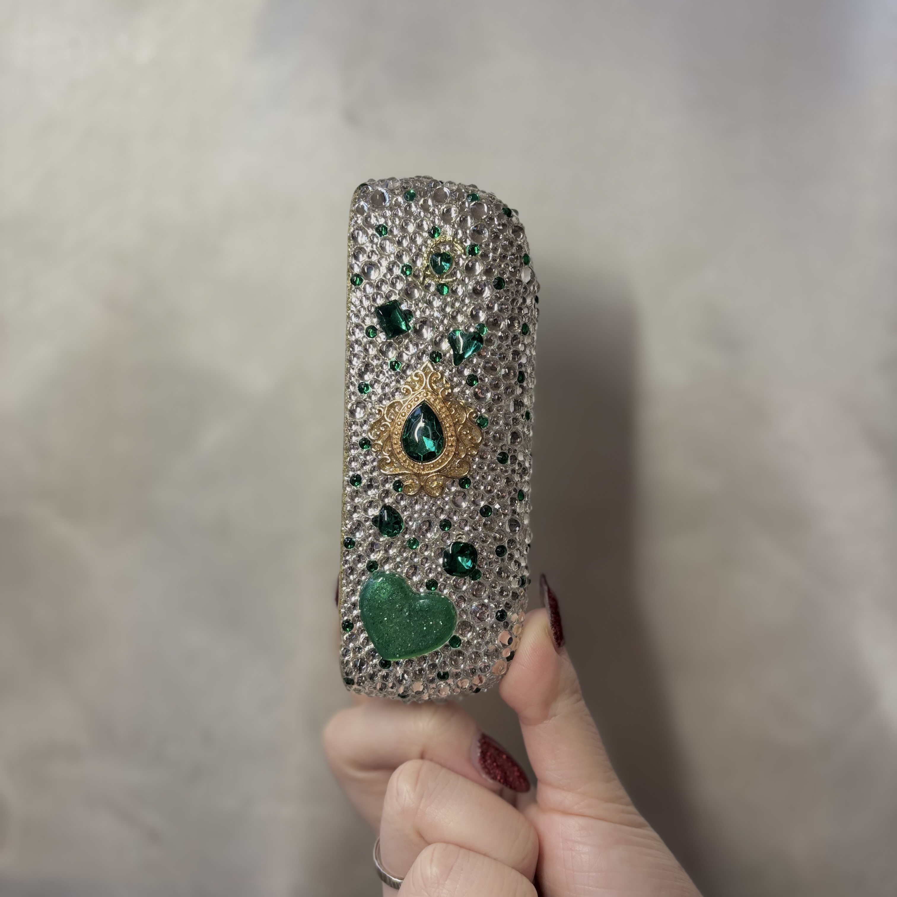 iQOS イルマ デコ キラキラ グリーン✨ビジュー ハート ムーン デコ iQOSイルマiケース