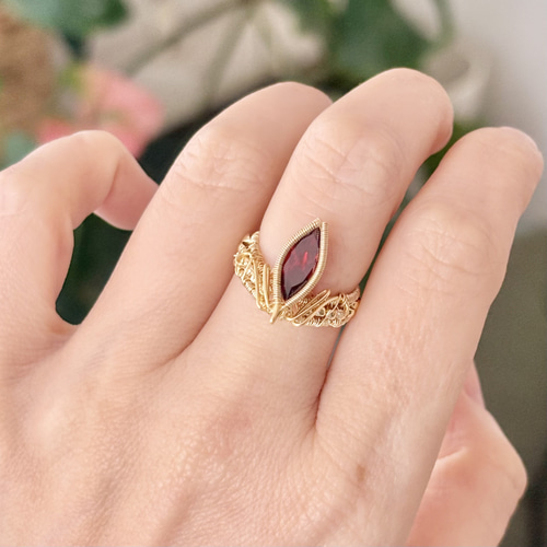 Crimson Will 深紅の意志の指輪 ガーネット ワイヤージュエリー リング