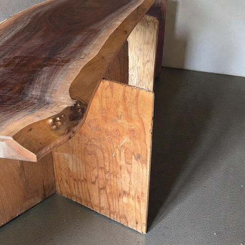 ウォールナット一枚板2200mm｜深みある色合いと力強い木目が美しい無垢天