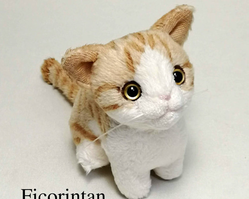 猫ぬいぐるみ「ちびにゃCE」茶トラ白 カラーアイ【受注製作