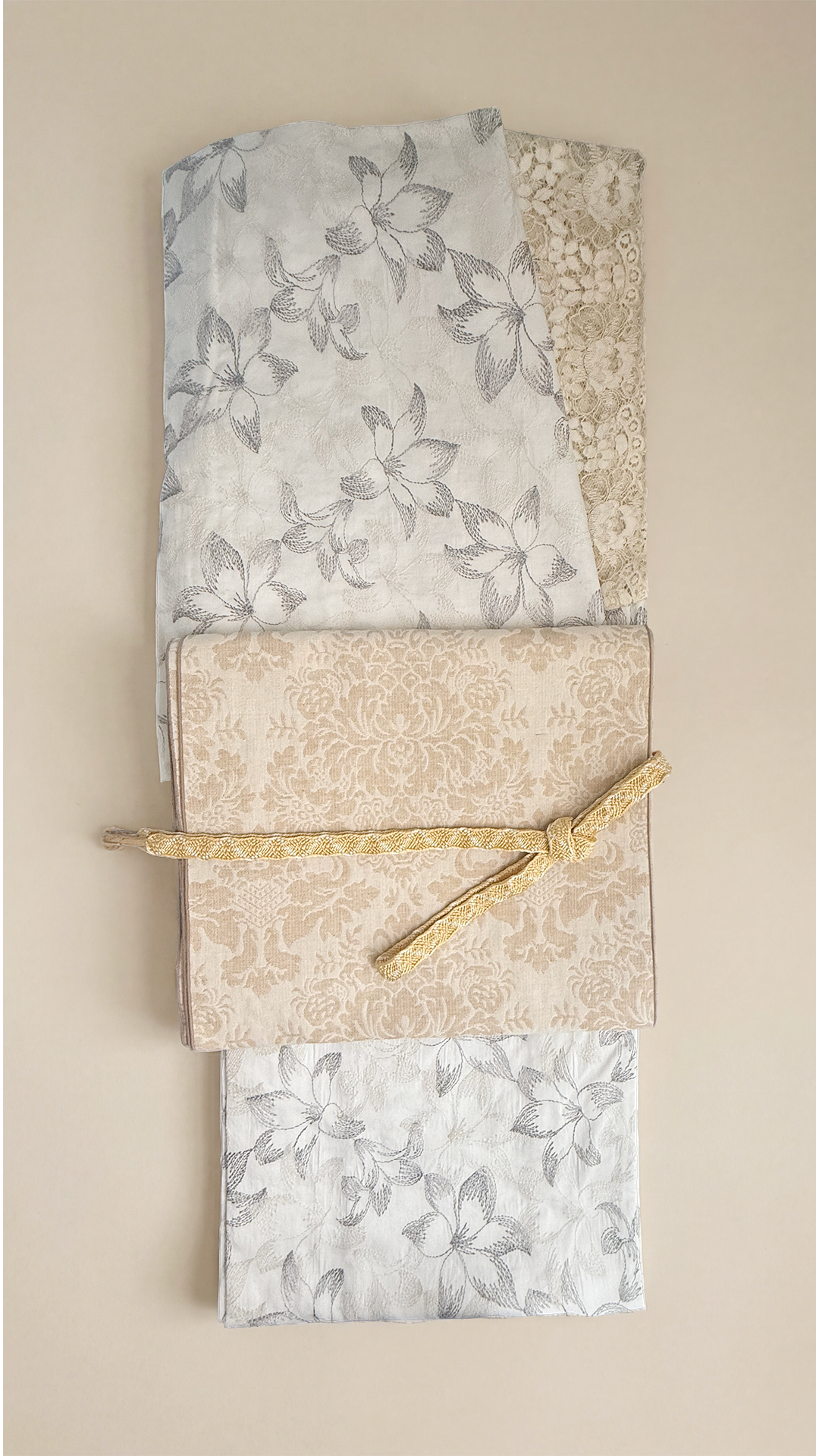 ￥58,200 → ￥47,900【限定セット】2つの花の刺繍の単衣+兵児帯+半衿+帯締め