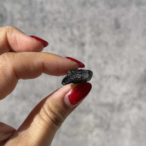 鑑定書付】チェコ共和国産 モルダバイト 原石 天然石 天然石ストーン