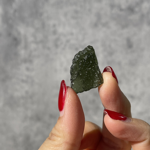 鑑定書付】チェコ共和国産 モルダバイト 原石 天然石 天然石ストーン