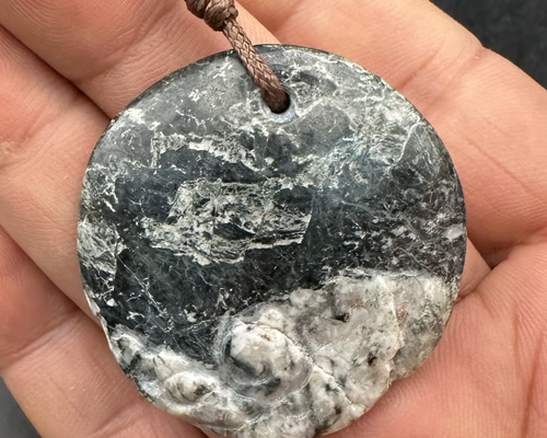 2026.1.4飛龍在天 新潟産青岩 ネックレス・ペンダント ケンちゃんの