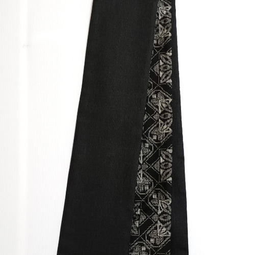 正絹村山大島・黒系・幾何学・花文＠紬織り風・墨黒系地＠414cm＠半幅