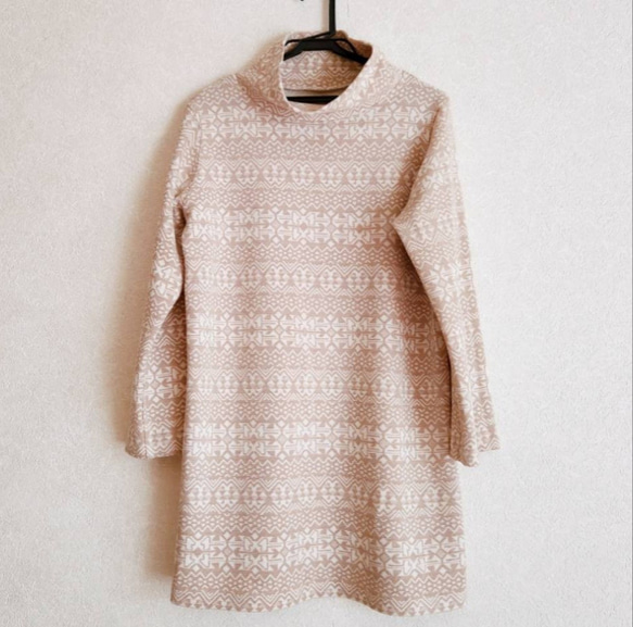 伊藤みちよさん♪フランス製ジャガードのハイネックのチュニック