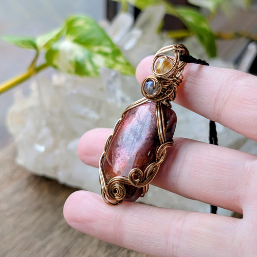 ☆High Quality Stone☆パープルヘイズサンストーン☆ワイヤー