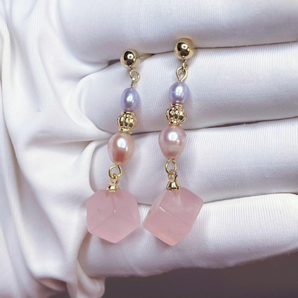 未使用品 k18 ピンクシェル ローズクォーツ ベビー真珠 ピアス 未使用品 k18 ピンクシェル ローズクォーツ ベビー真珠 ピアス 未使用