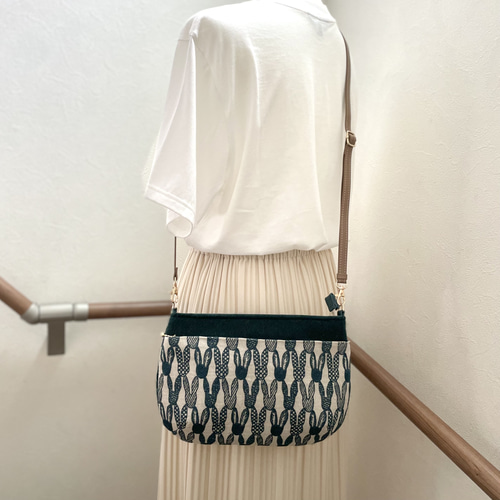 ⚮̈ミナペルホネン pomppia × ウールツイル ドラポケショルダー ファー