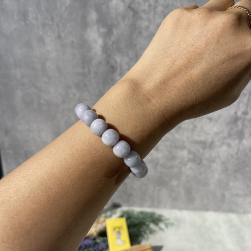 ミャンマー産ラベンダーヒスイ ミャンマー産ラベンダー翡翠ブレスレット（鑑別書付） 8mm｜マライカ