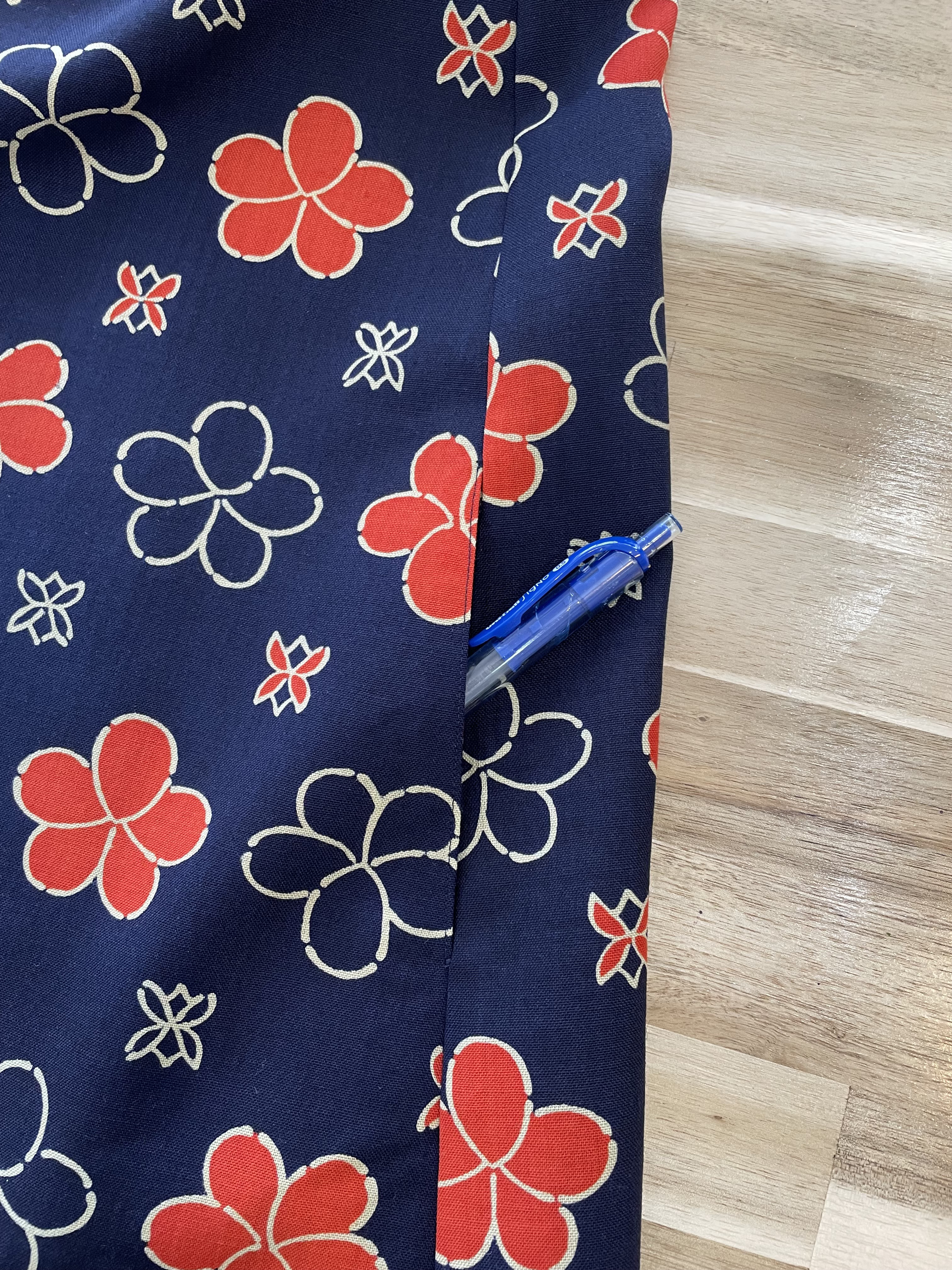 Aラインノースリーブワンピース