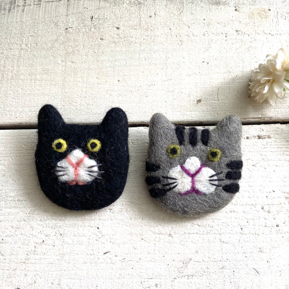 オリジナル 羊毛 フェルト 猫ちやん ネコ ねこ ブローチ ハンドメイド