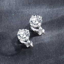 最高品質 モアサナイト 4mm 人工ダダイヤモンド 4爪 ピアス ピアス