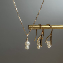 【新作2026】淡水 パール２粒ピアス  /金具変更可（イヤリング・シルバーカラーあり）フォーマルにも 5枚目の画像