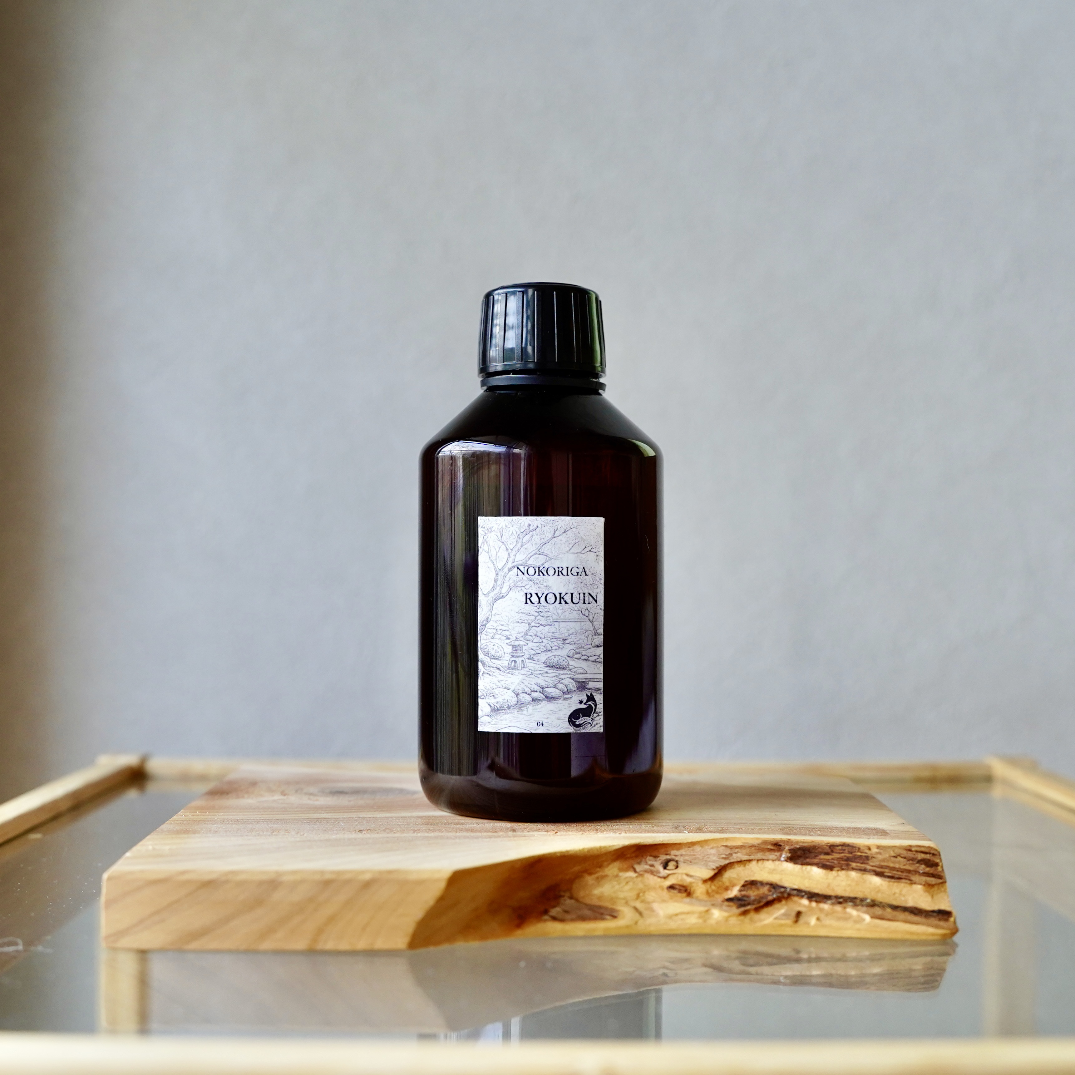 ＜送料無料＞詰替用『日本の残り香』No.4 RYOKUIN 200ml